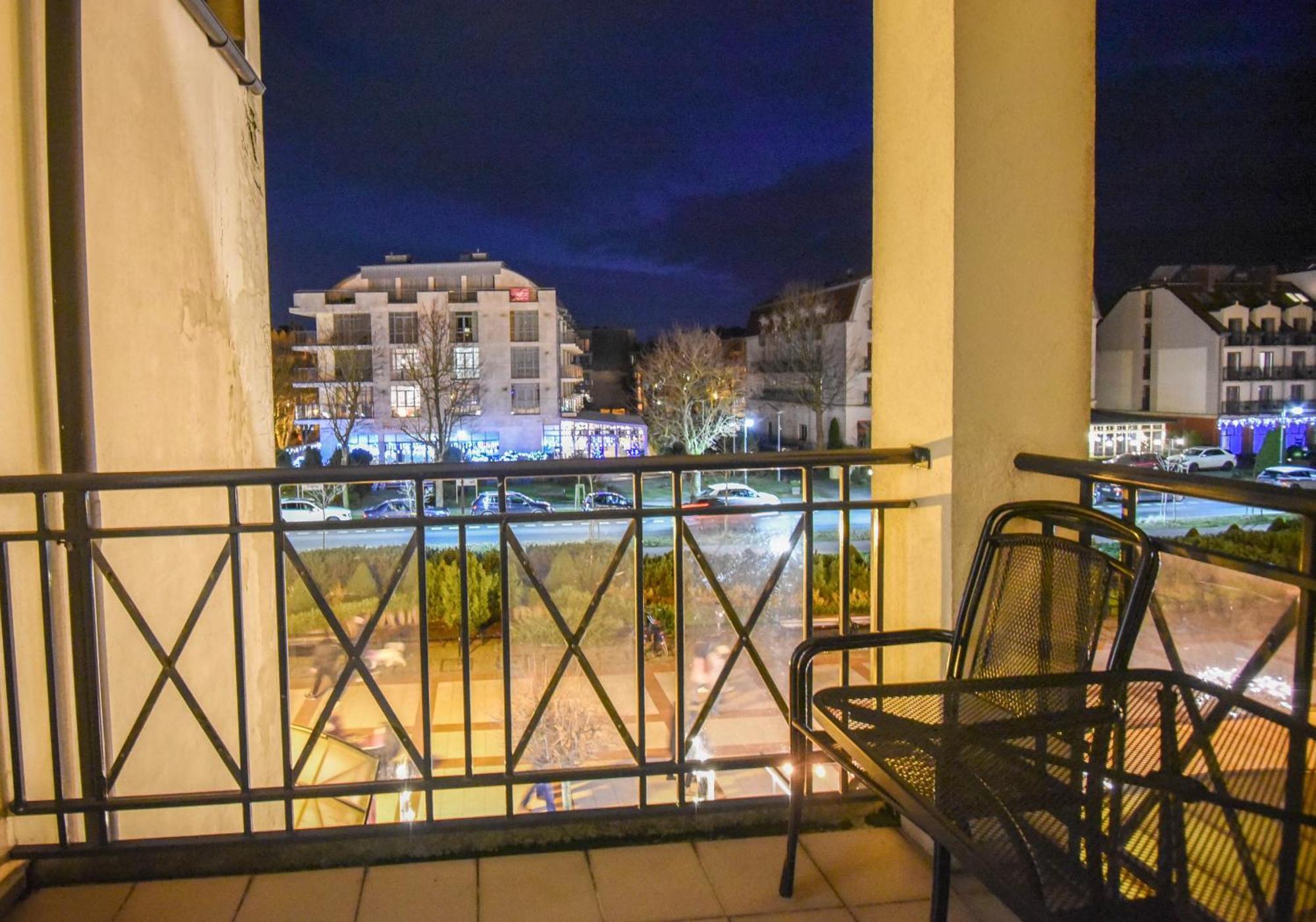 Apartamenty Przy Promenadzie - 2 Sypialnie & Parking - Uzdrowiskowa 12-14 - Apartamenty Na Wyspie Swinoujscie Kültér fotó